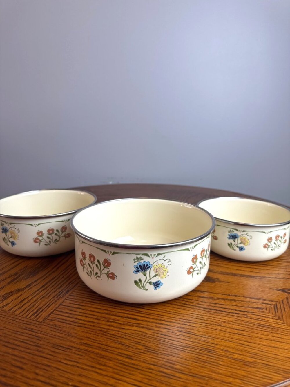 Vintage Kobe Enamel Mixing Bowls Set Of 3 Floral Pattern Cottagecore